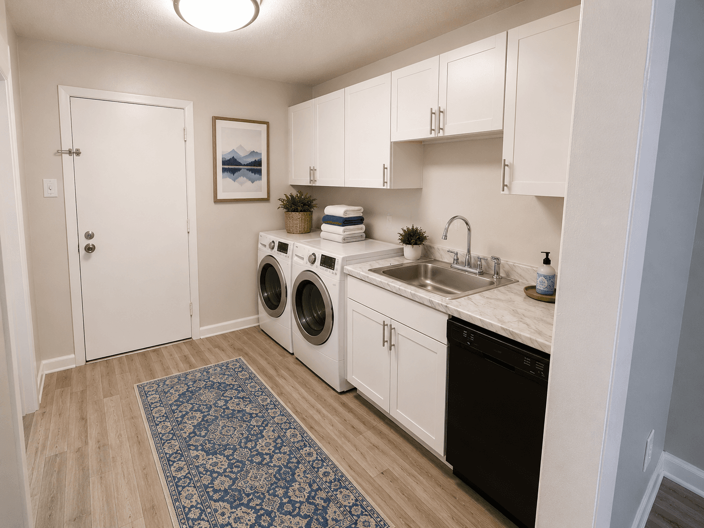 Atlanta Apartment: 1717 Centra Villa Dr SW  B8