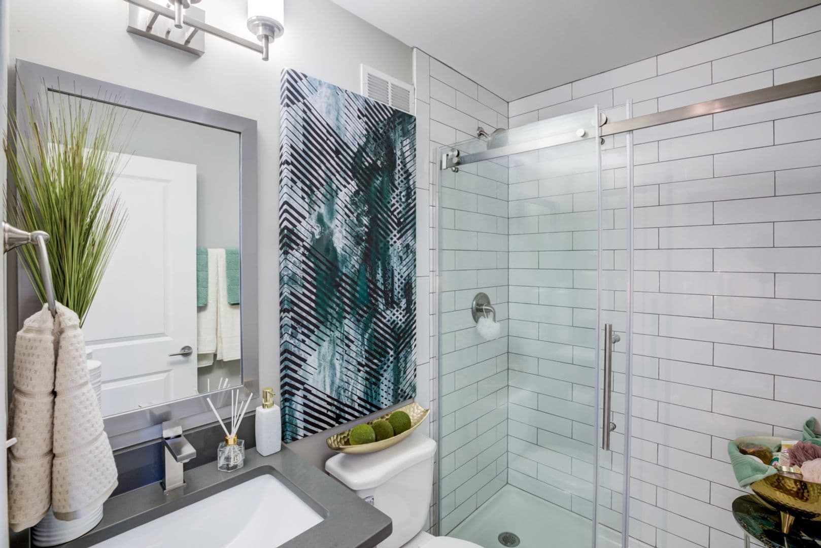 Atlanta Apartment: 2025 Peachtree Road NE