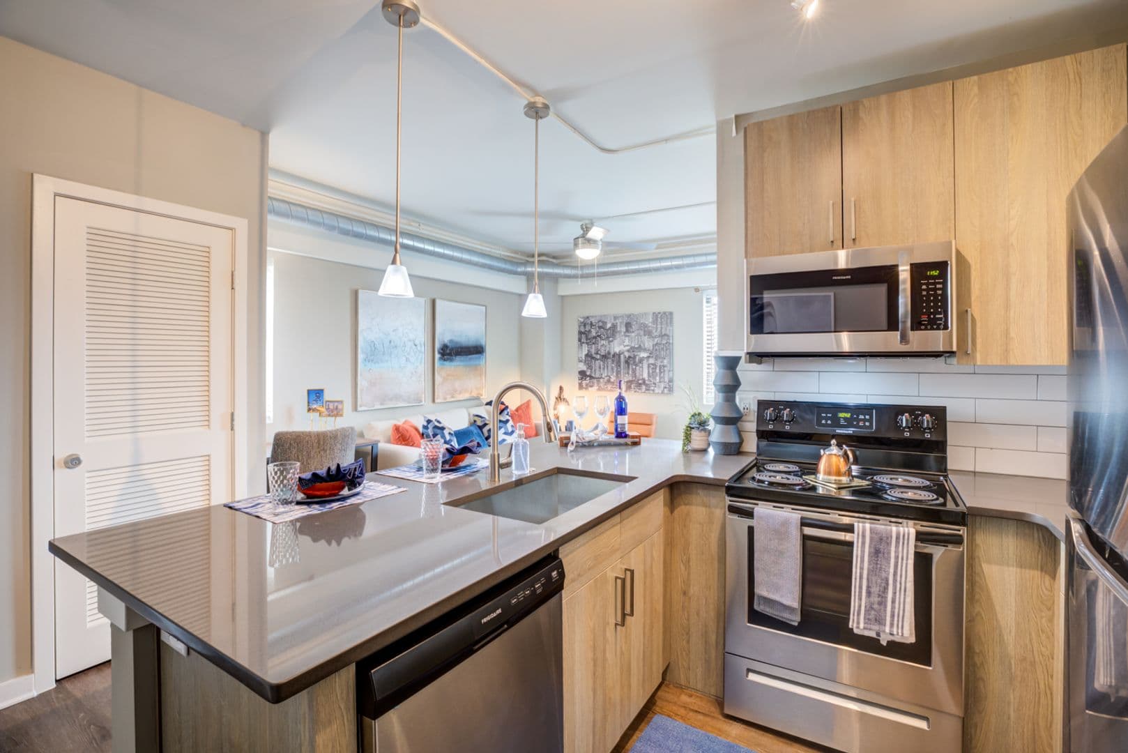 Atlanta Apartment: 2025 Peachtree Road NE