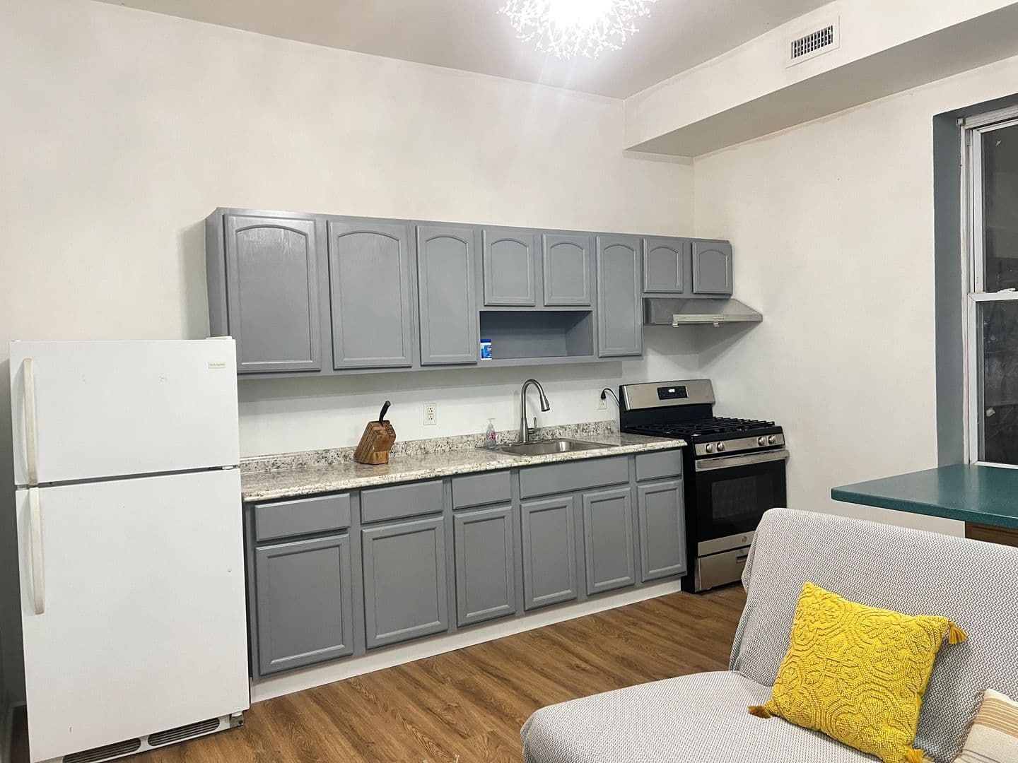 Philadelphia Apartment: 401 N 41st st