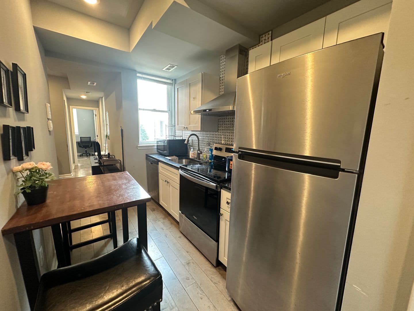 Philadelphia Apartment: 650 N 33rd st
