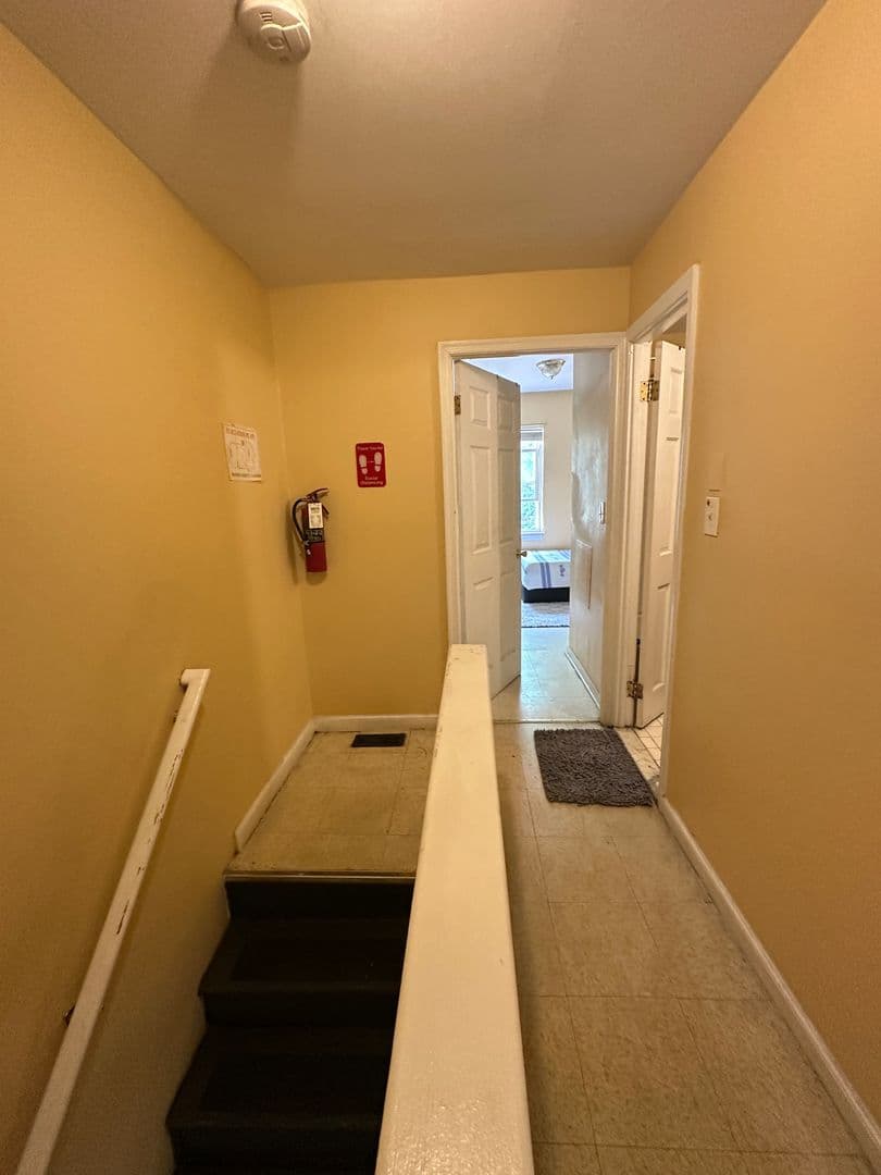 Philadelphia Apartment: 3854 Spring Garden St