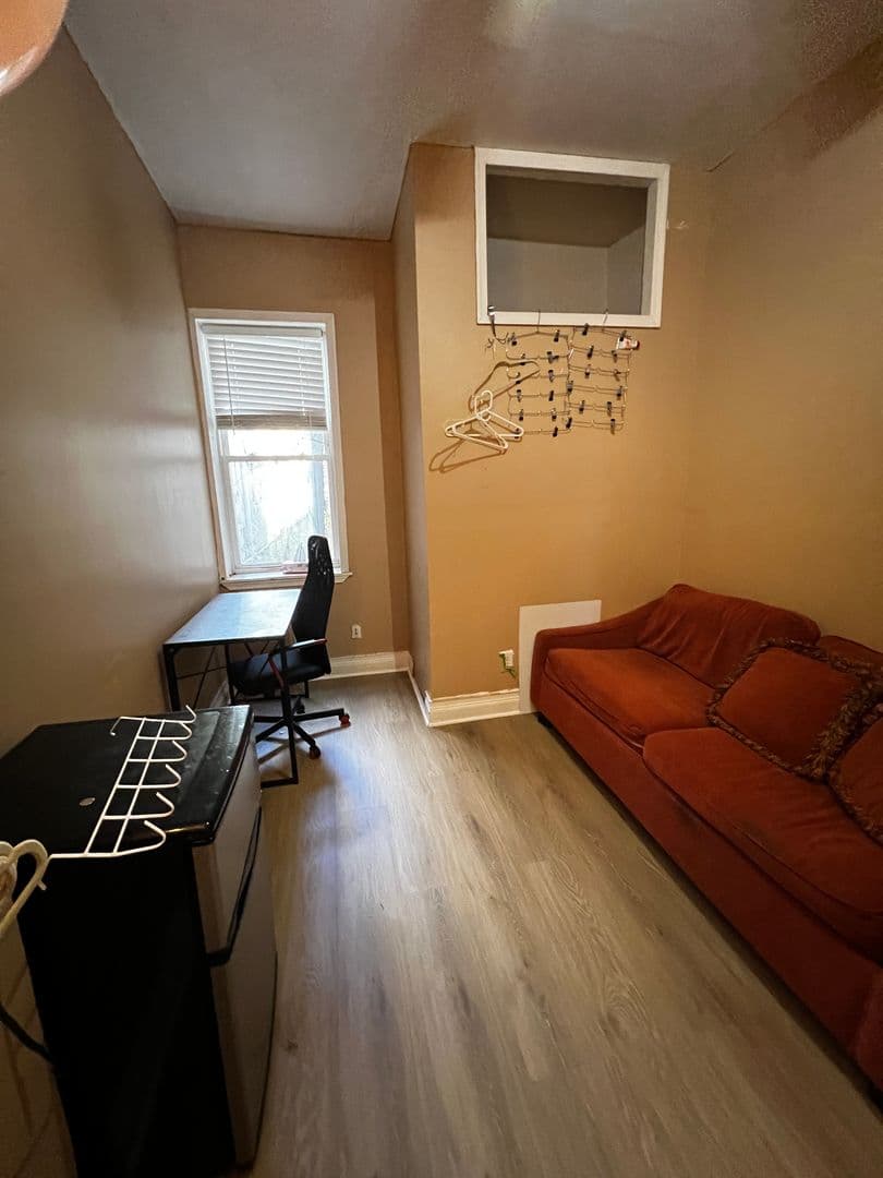 Philadelphia Apartment: 425 N Preston St,