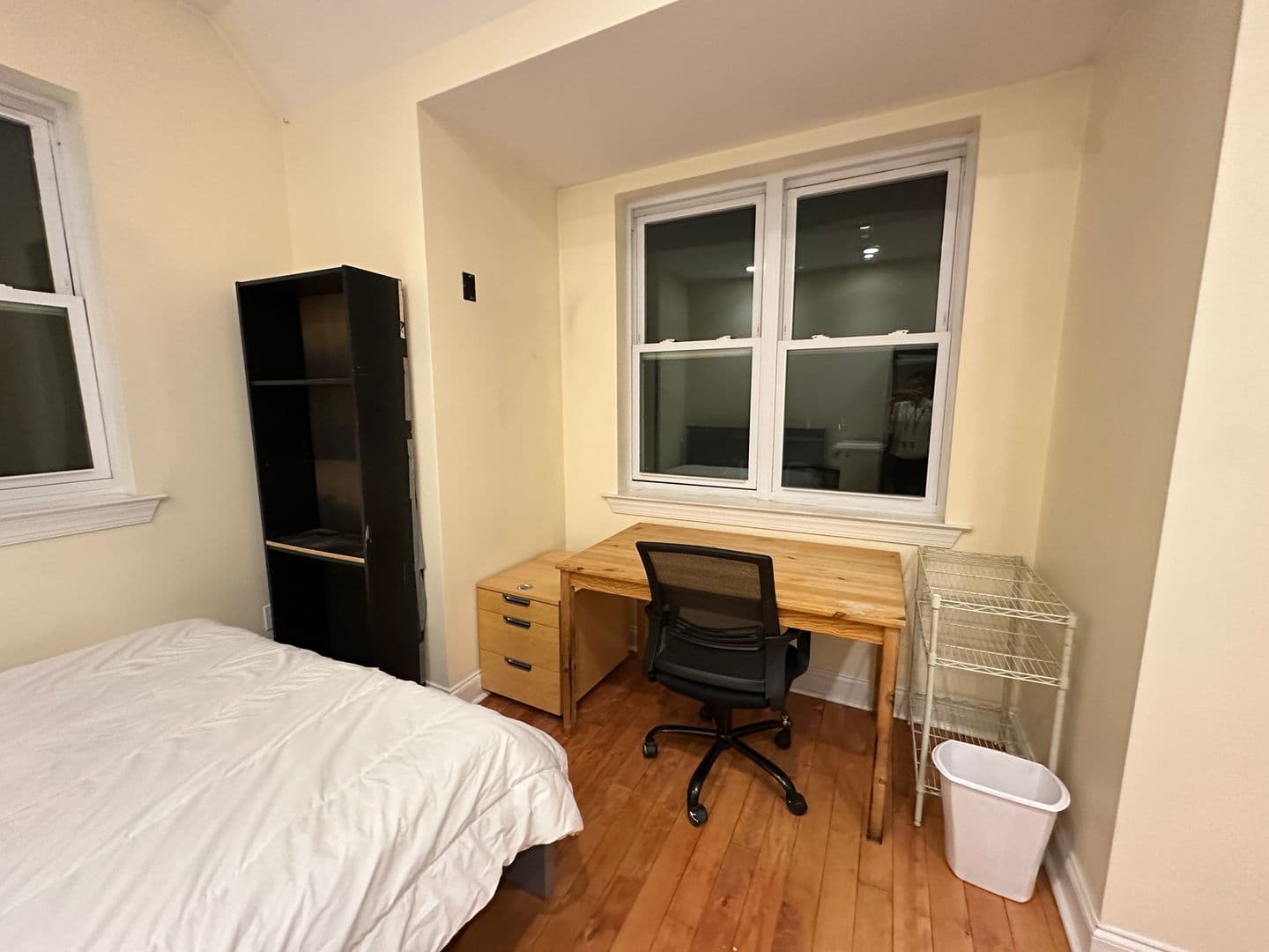 Philadelphia Apartment: 437 N Wiota St