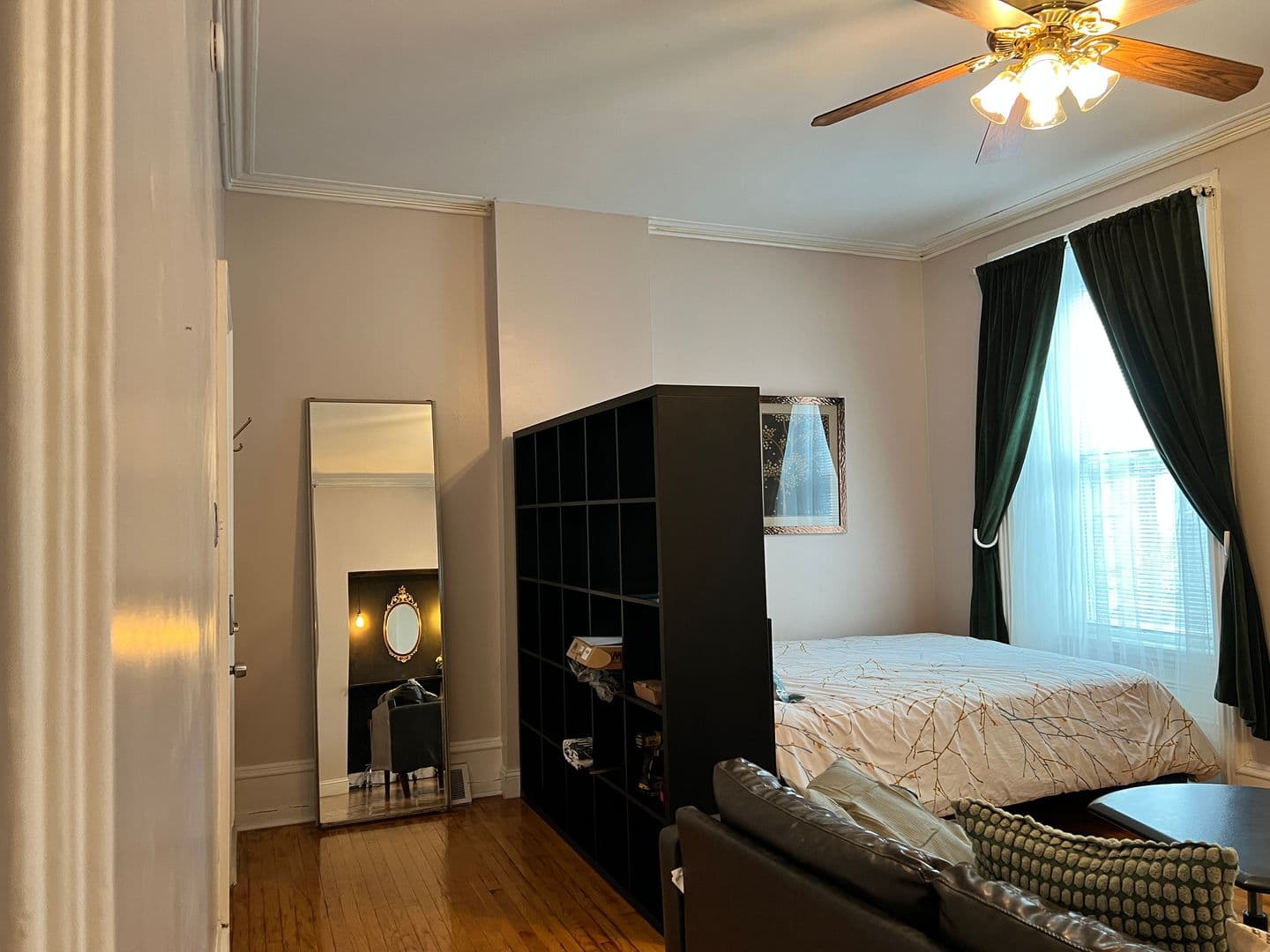 Philadelphia Apartment: 3717 Baring St