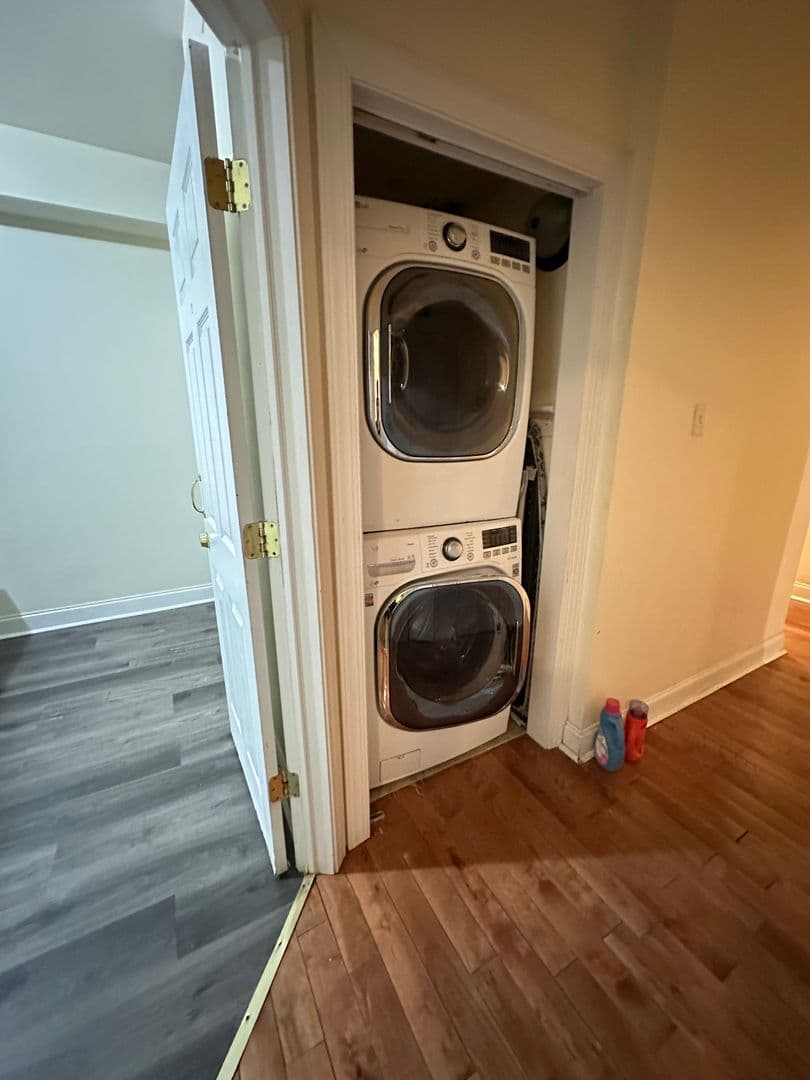 Philadelphia Apartment: 437 N Wiota St