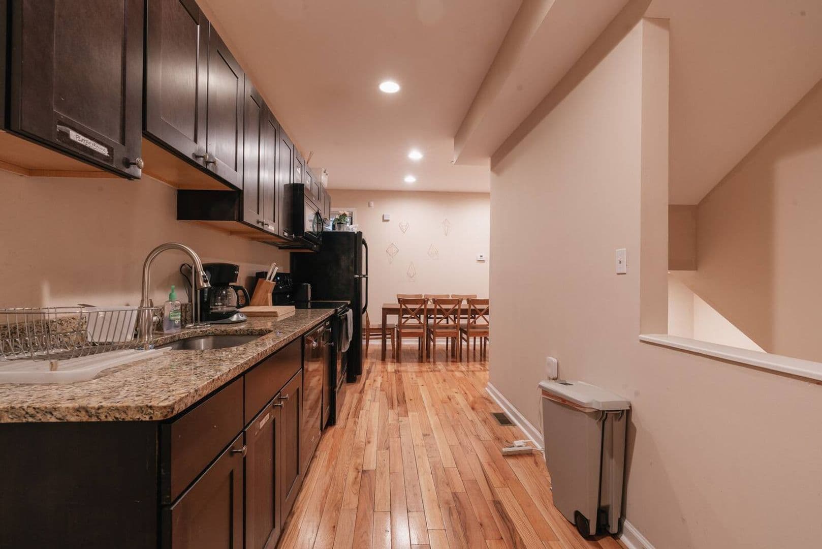 Philadelphia Apartment: 408 N 41st St