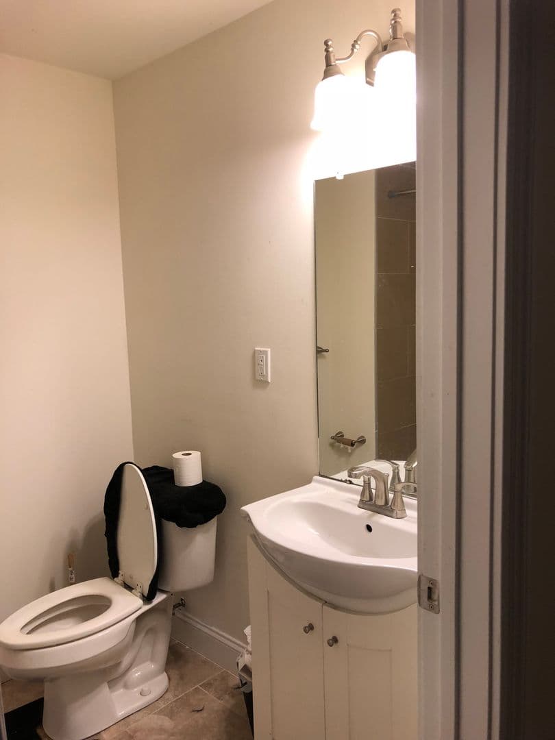 Philadelphia Apartment: 342 N 42nd St
