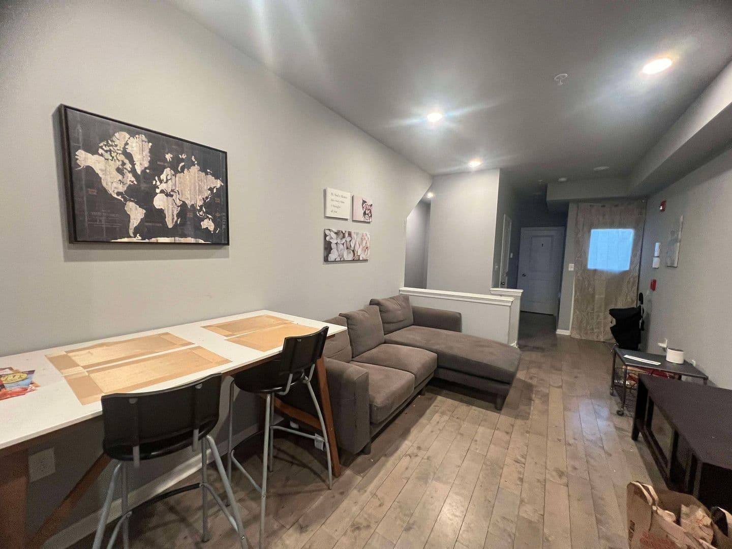 Philadelphia Apartment: 650 N 33rd st