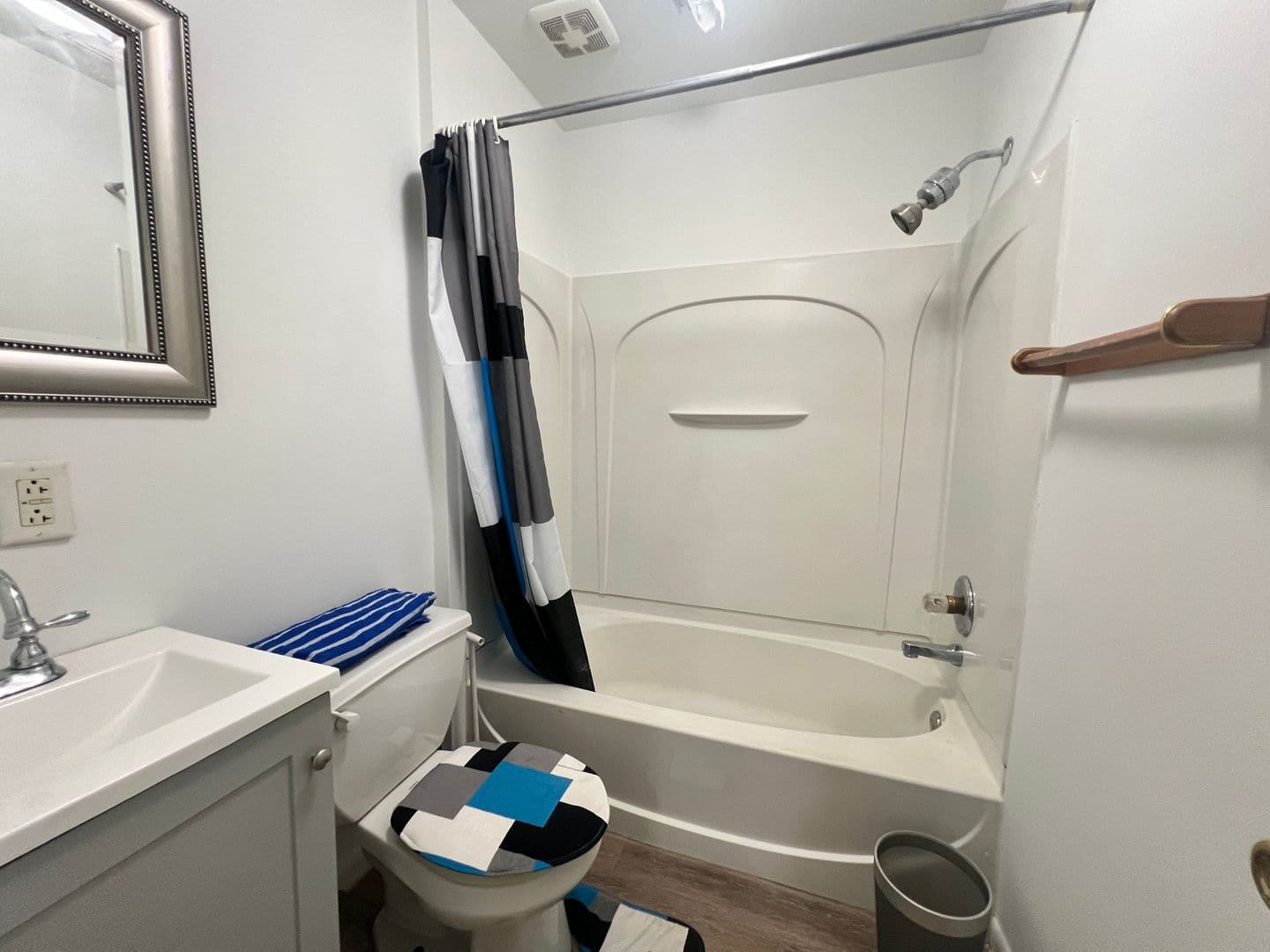 Philadelphia Apartment: 401 N 41st st