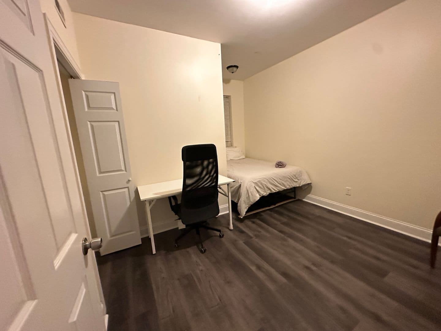 Philadelphia Apartment: 437 N Wiota St