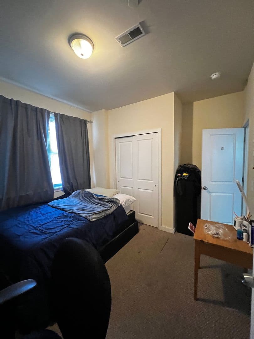 Philadelphia Apartment: 2036 N 17th st