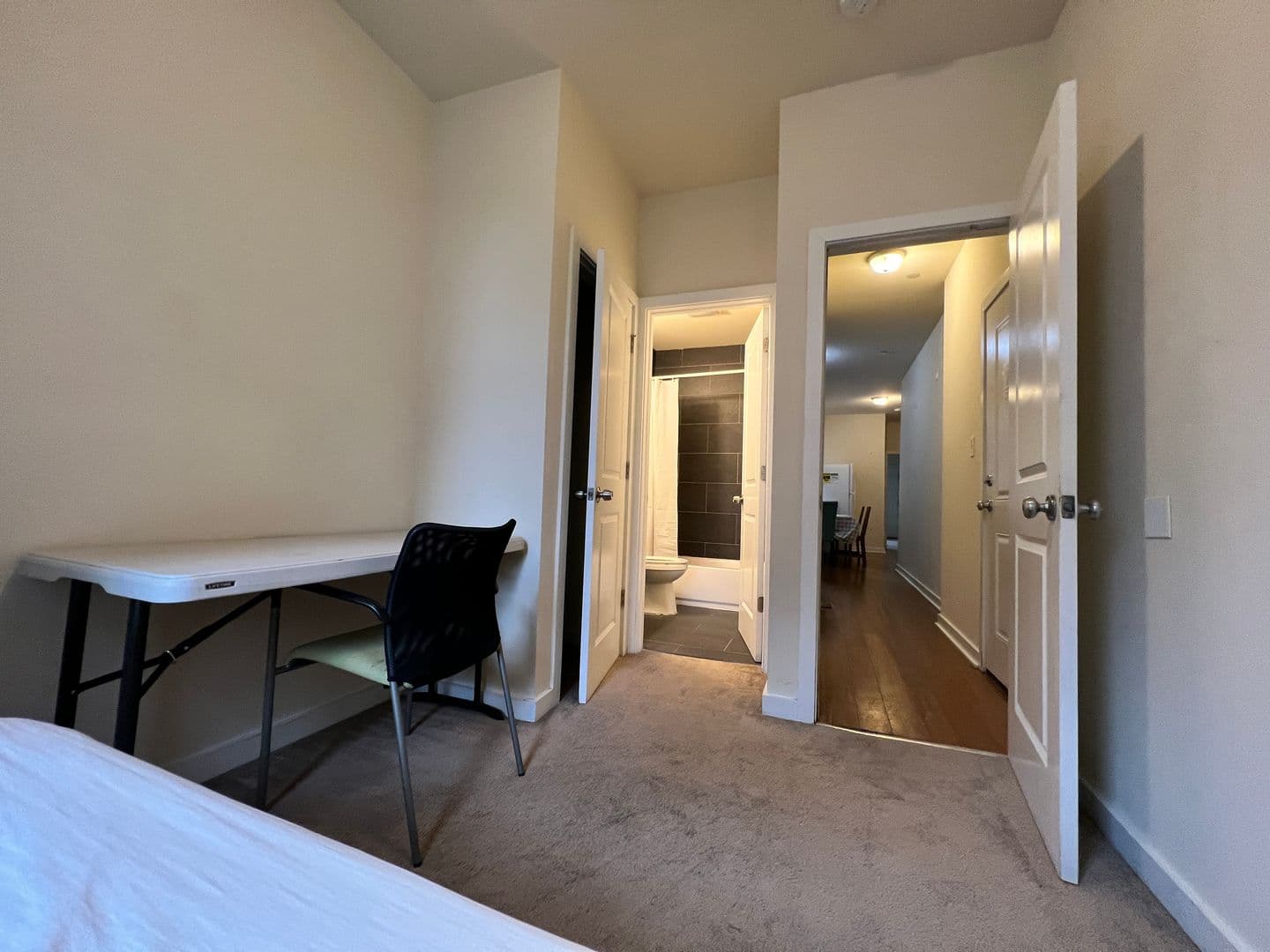 Philadelphia Apartment: 2032 N 17th st