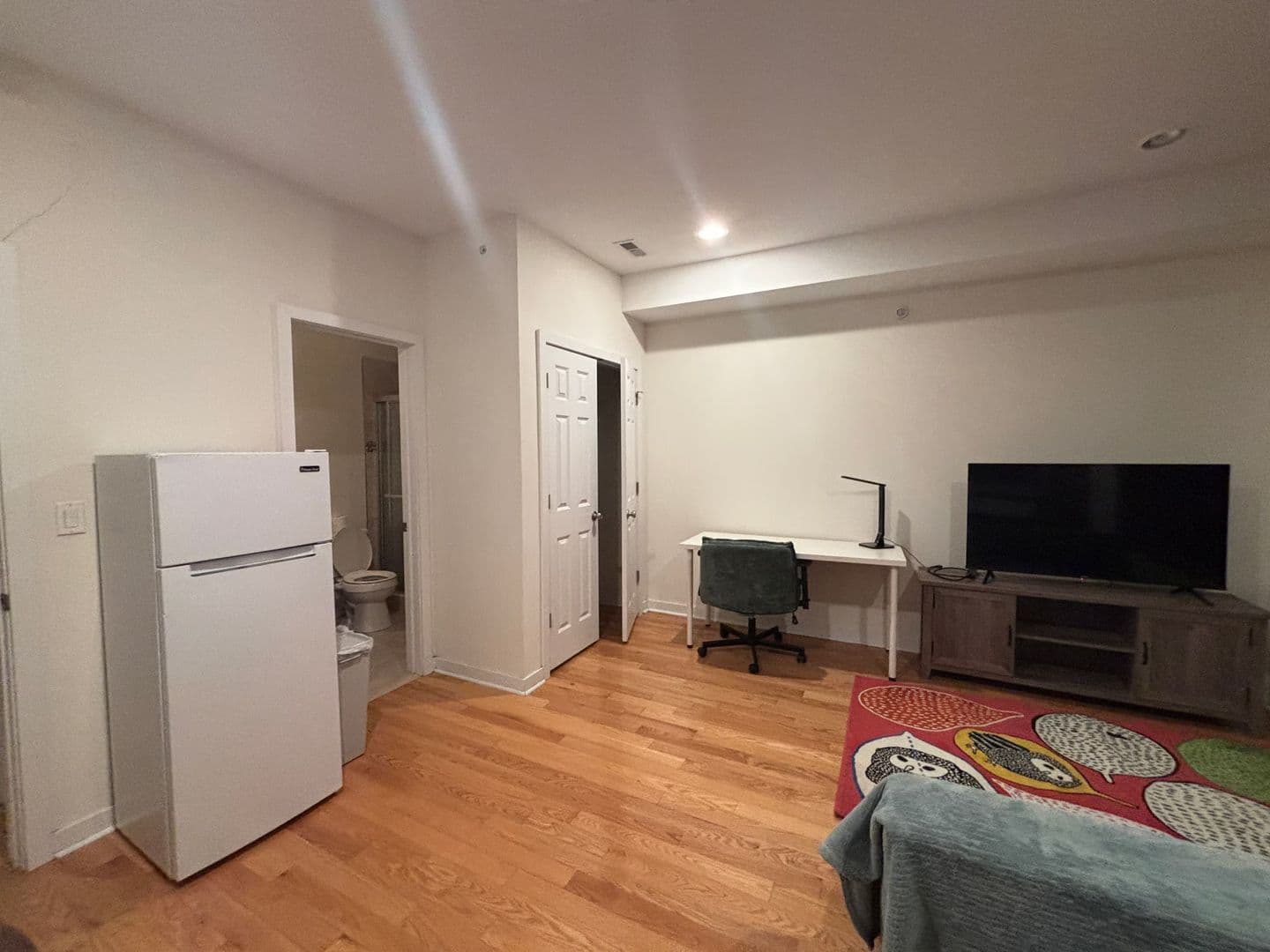 Philadelphia Apartment: 528 N 36th st