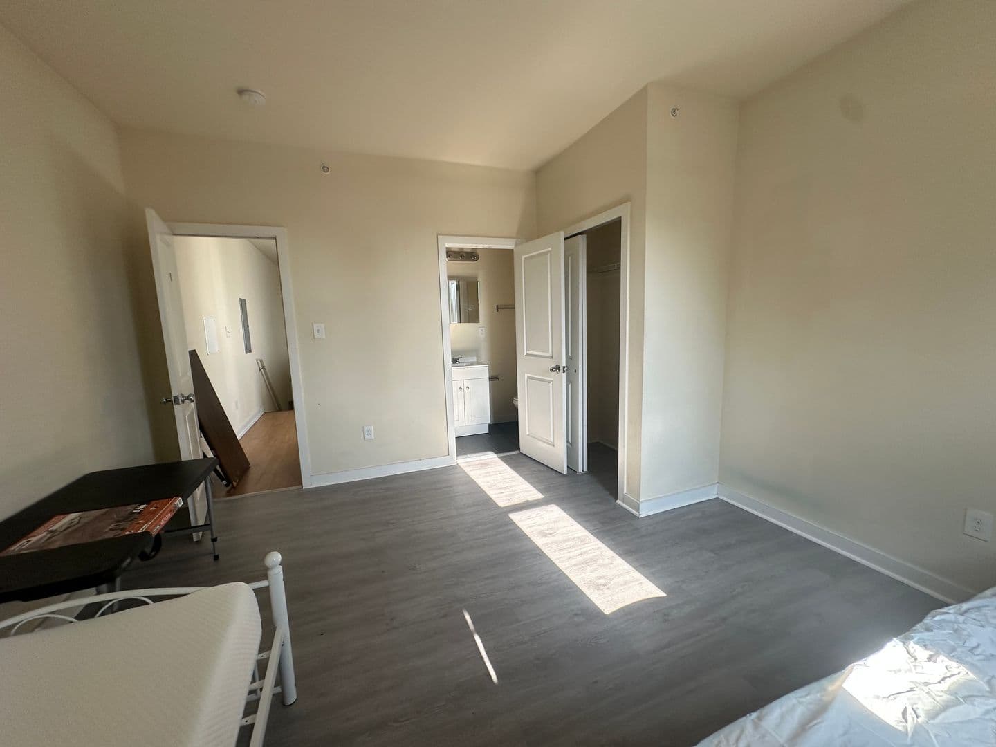 Philadelphia Apartment: 2032 N 17th st