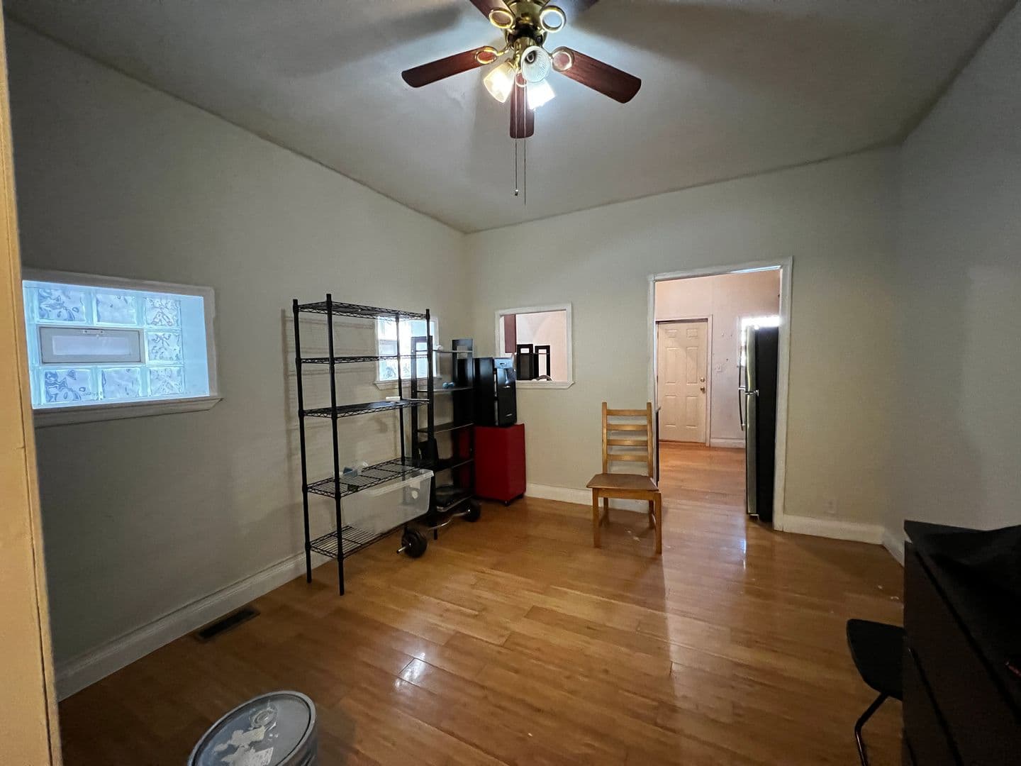 Philadelphia Apartment: 425 N Preston St,