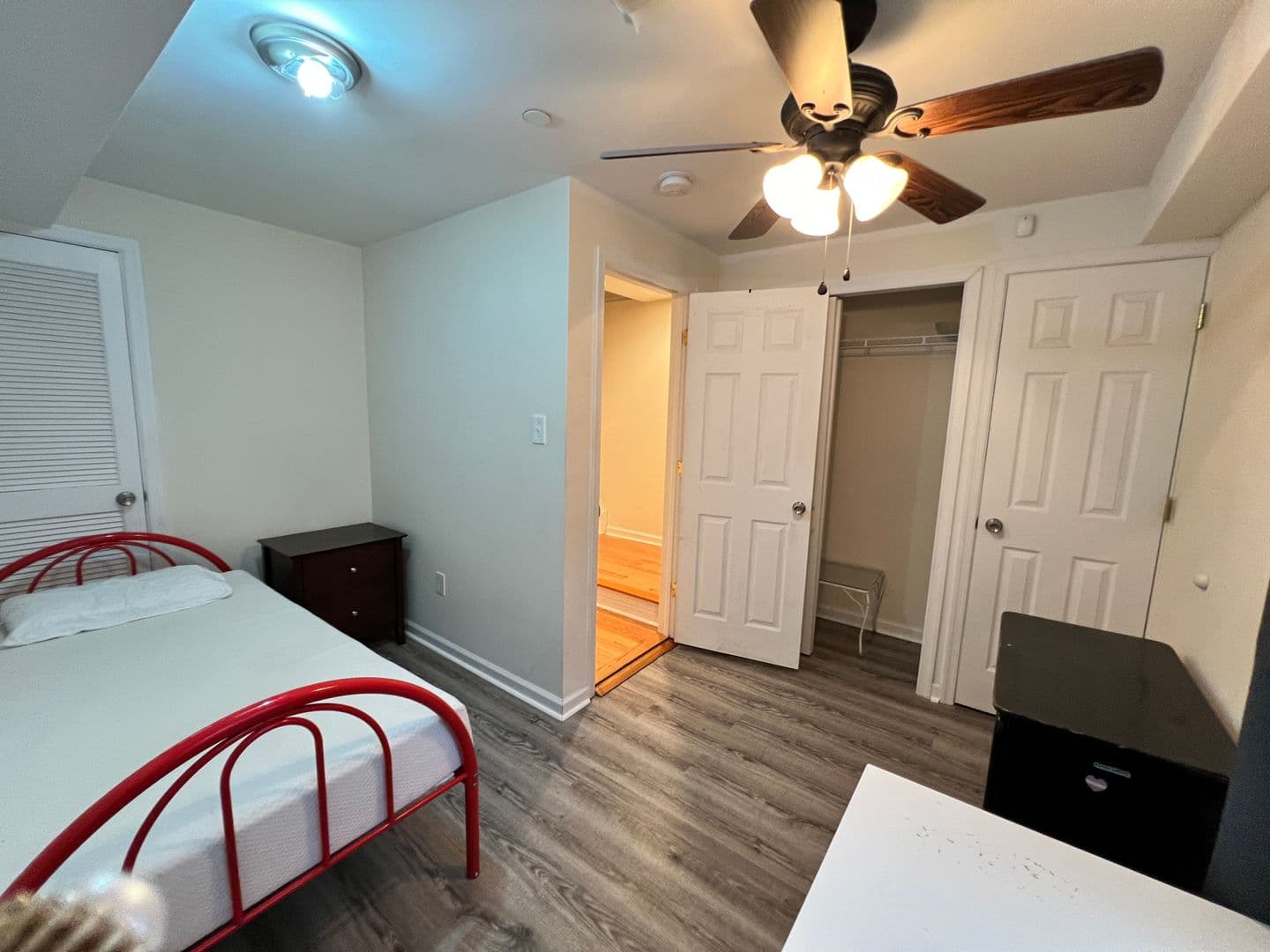 Philadelphia Apartment: 3722 Brandywine  st