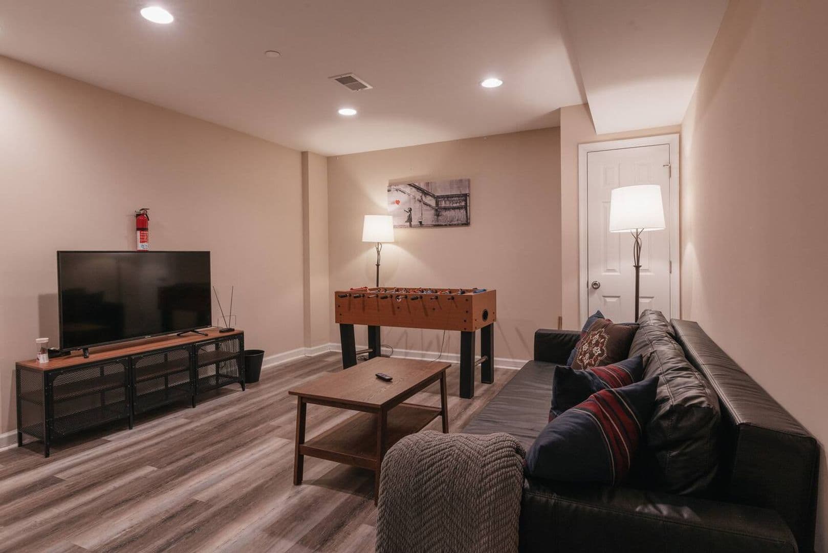 Philadelphia Apartment: 408 N 41st St