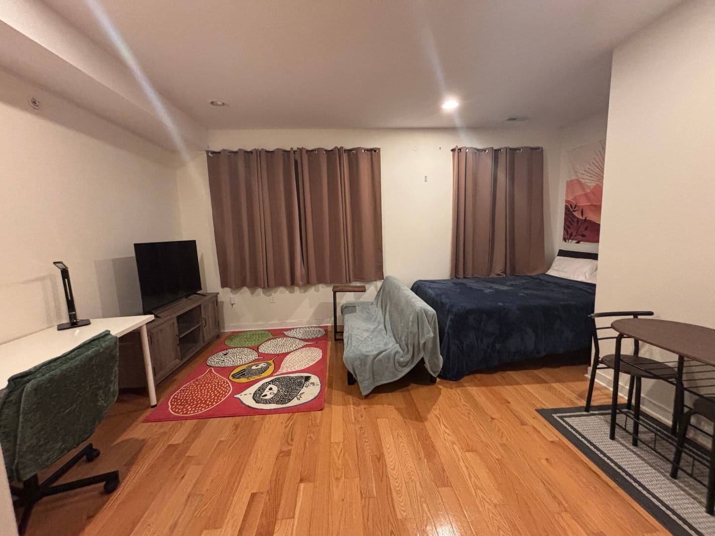 Philadelphia Apartment: 528 N 36th st