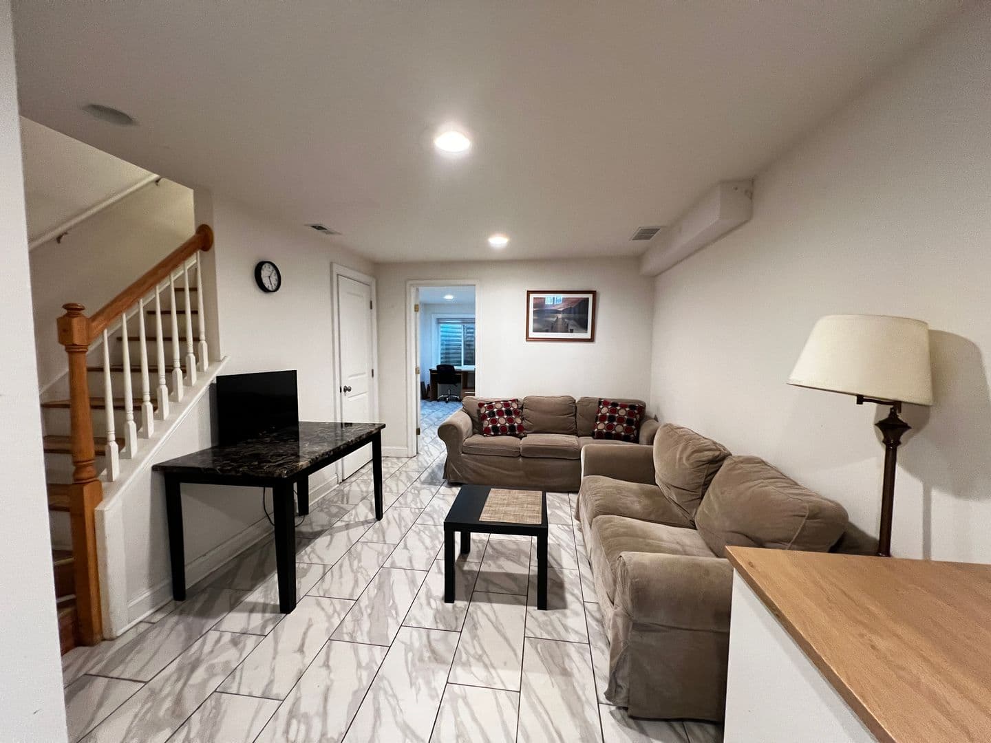 Philadelphia Apartment: 340 N 42nd st
