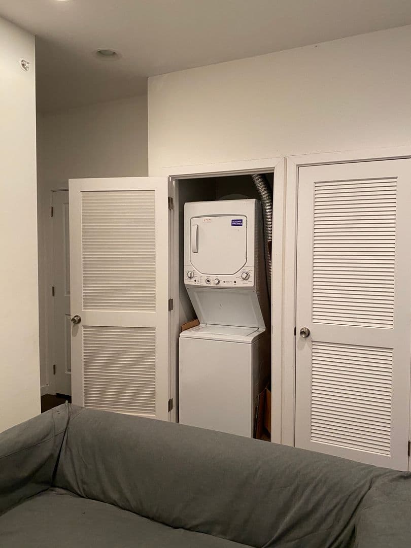 philadelphia Apartment: 1705 page st