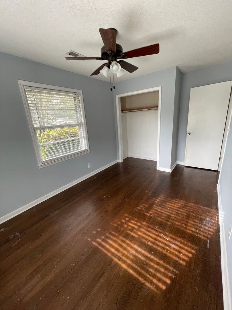 Goose Creek House: 14 Elmora Avenue