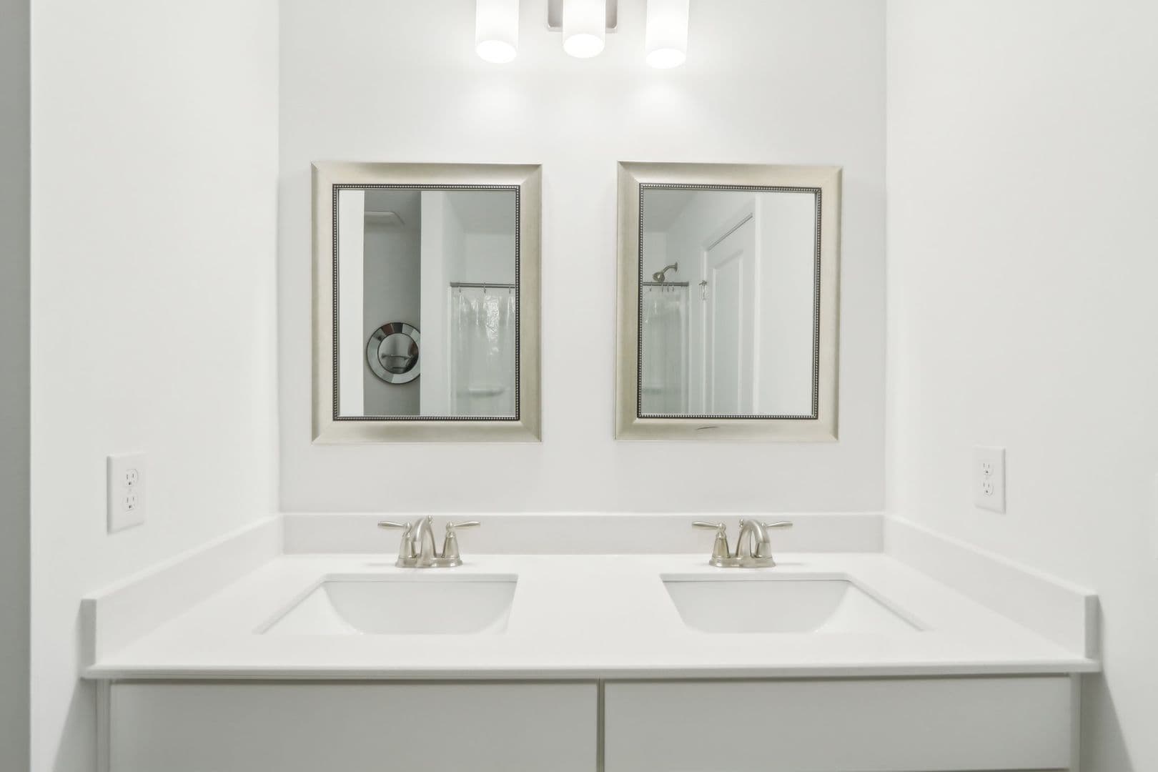 Charlotte House: 13102 Petrel Place