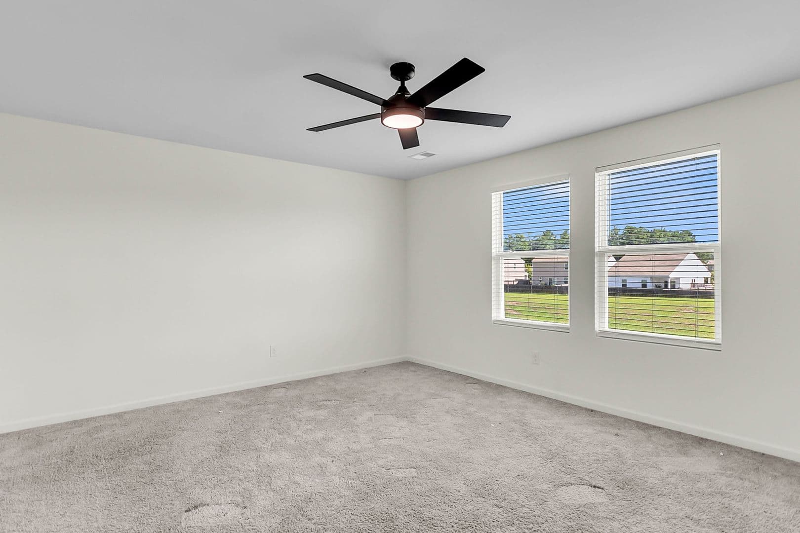 Summerville House: 424 Pender Woods Dr.