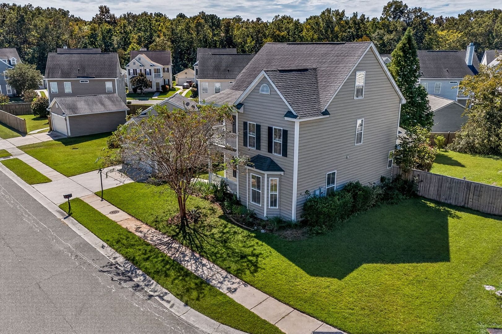 Goose Creek House: 103 Cordoba Ct