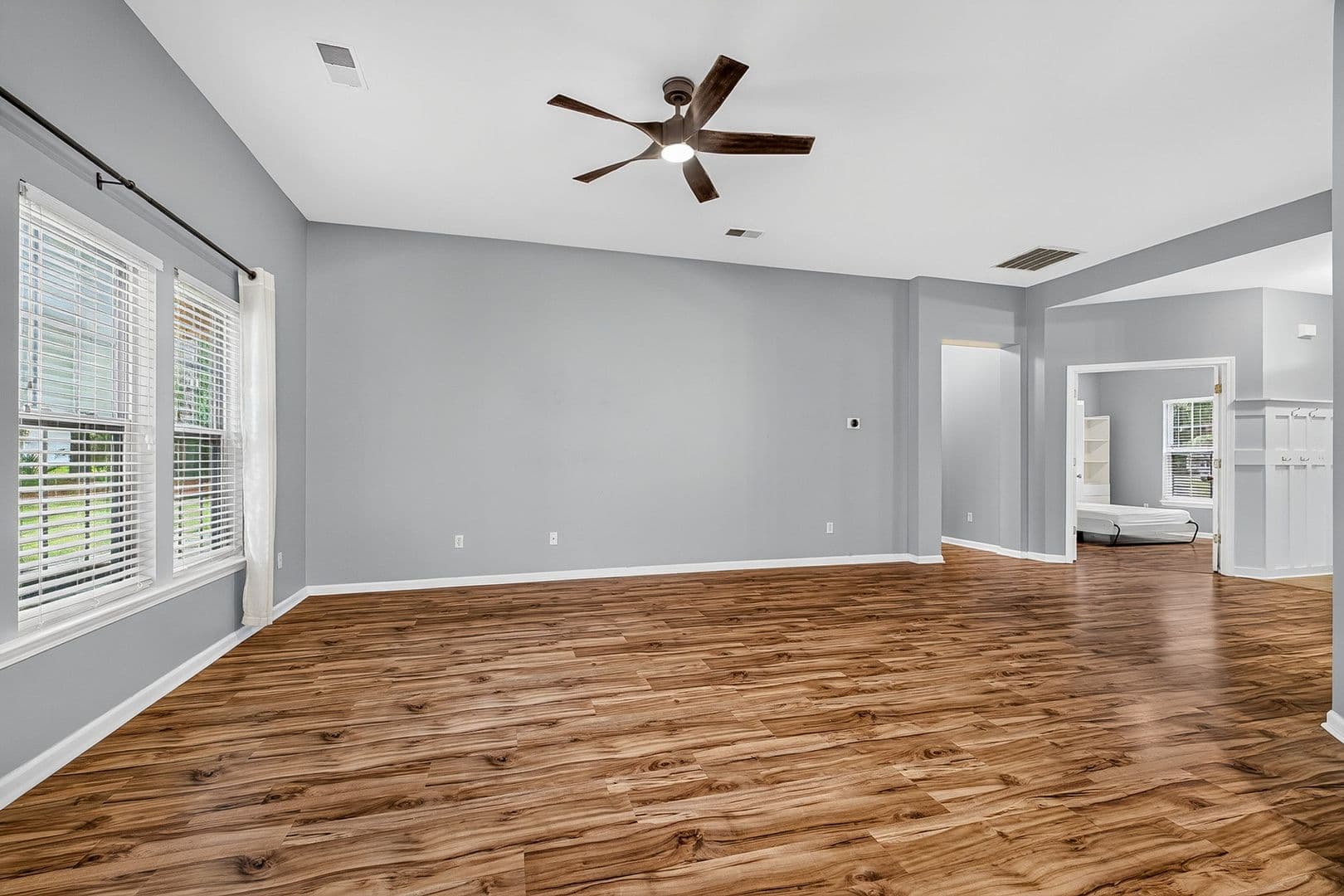 Hanahan House: 7549 Hawks Circle