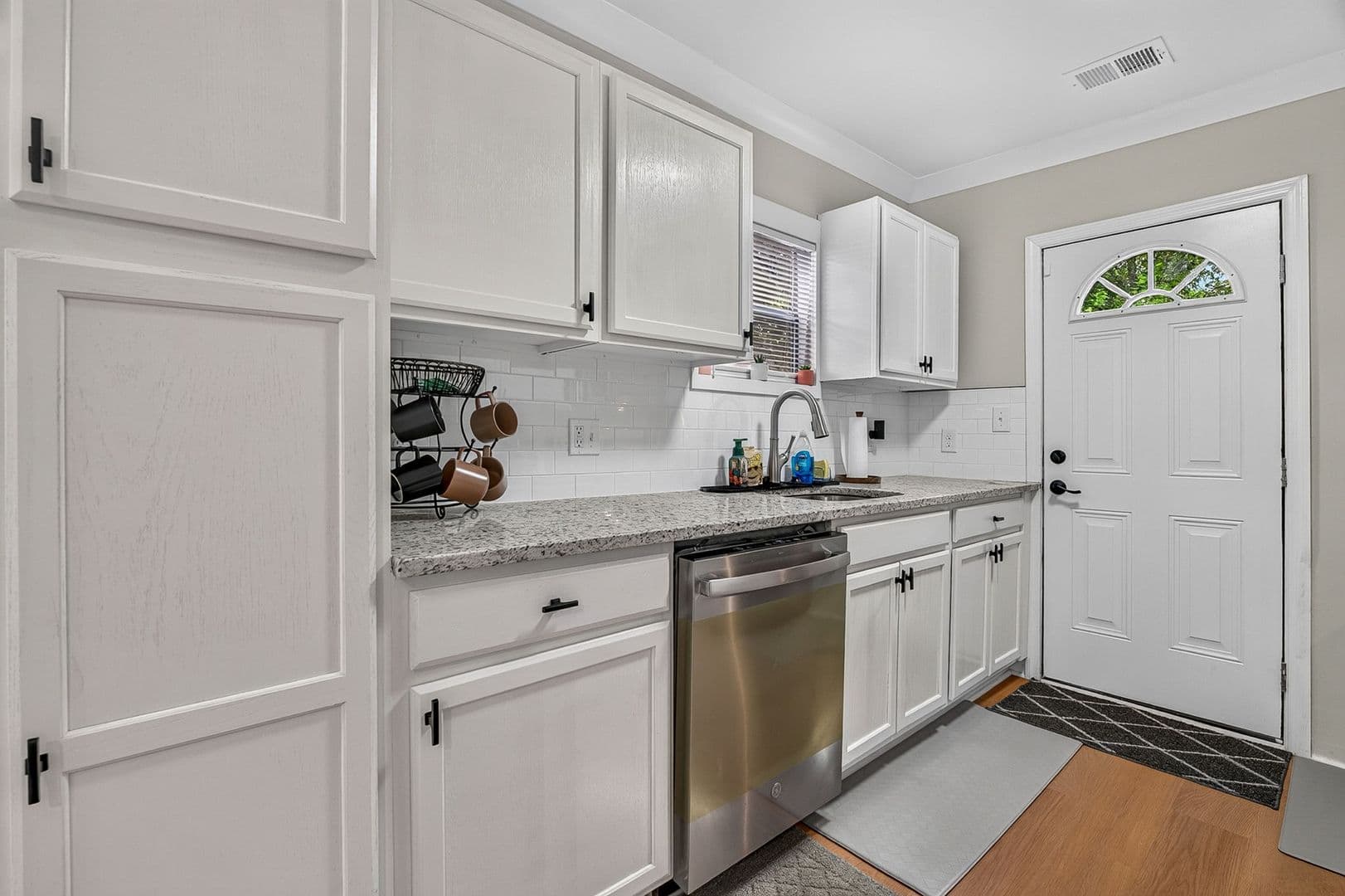 North Charleston House: 2666 Bennett Yard Road