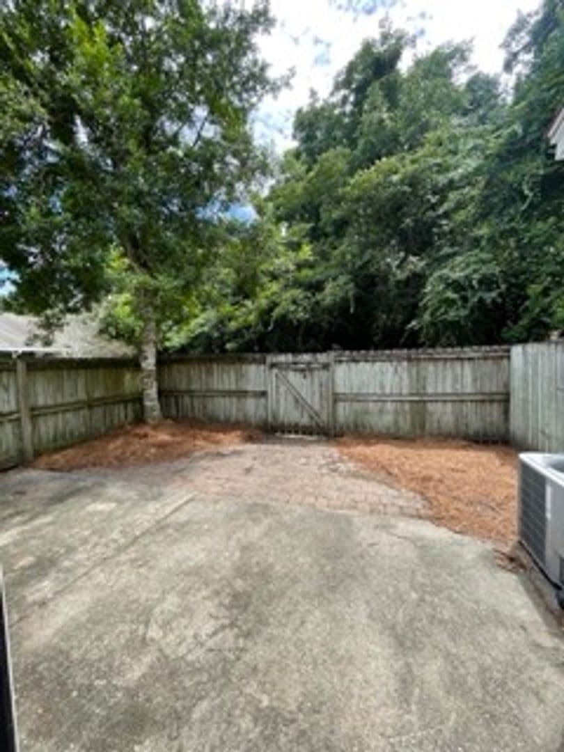 Mt. Pleasant House: 1400 Dataw Court