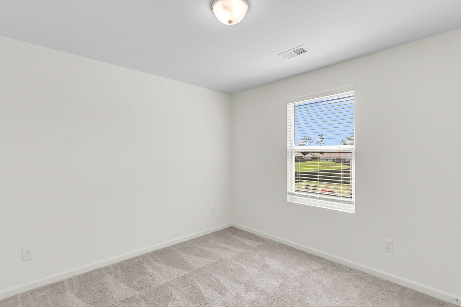 Summerville House: 424 Pender Woods Dr.