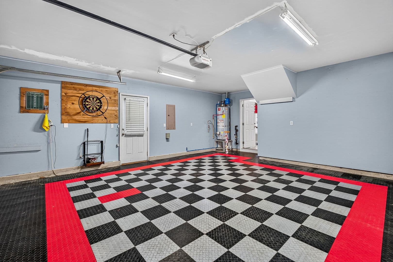 Hanahan House: 7549 Hawks Circle