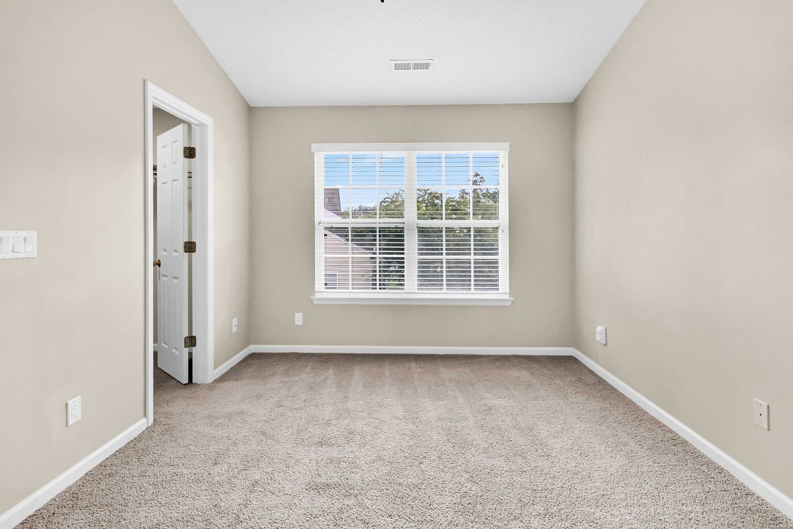 Charleston House: 478 Doane Way - 1