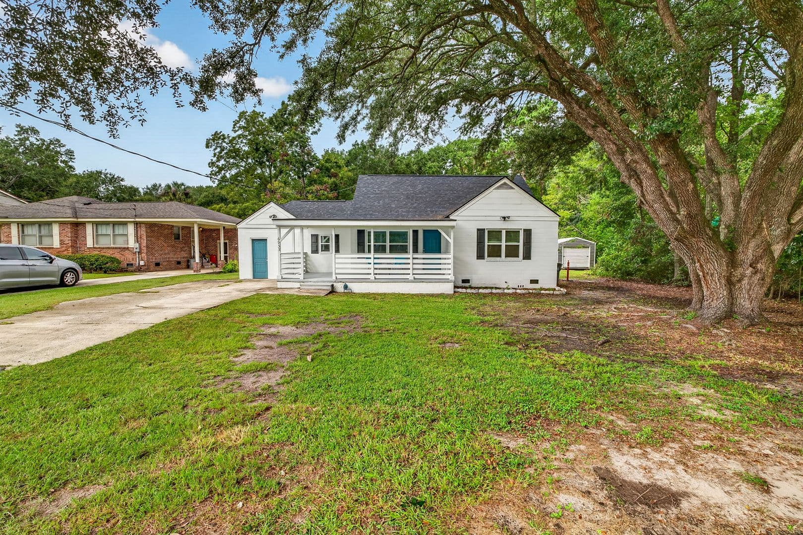 North Charleston House: 6933 Raymond Ave