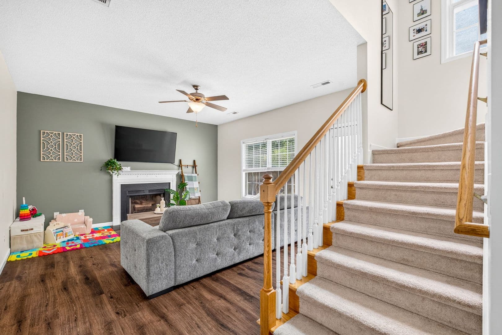 Goose Creek House: 139 Pointer Dr