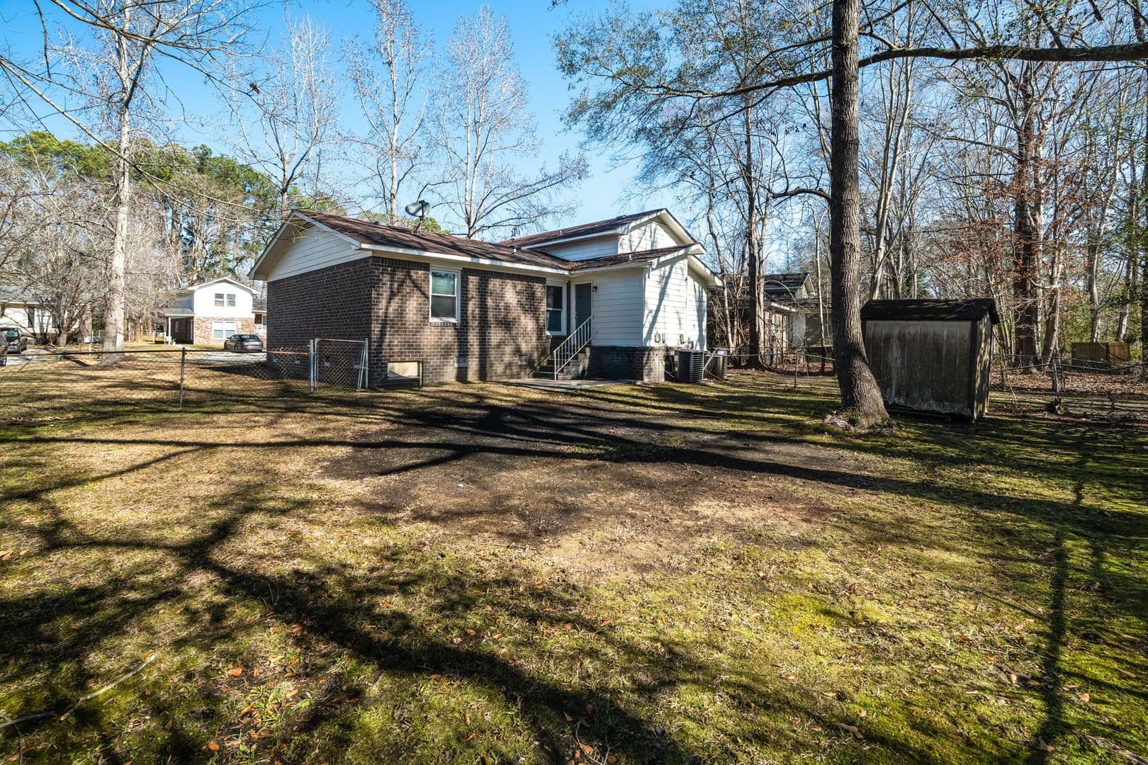Summerville Apartment: 118 Roberta Drive