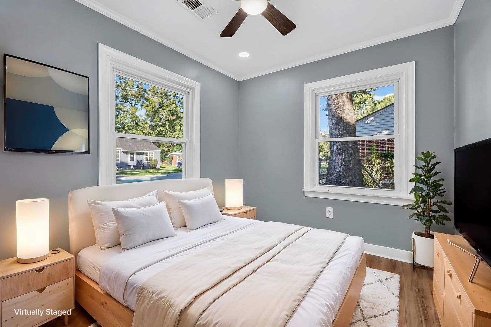 North Charleston House: 5454 Torgerson Ave