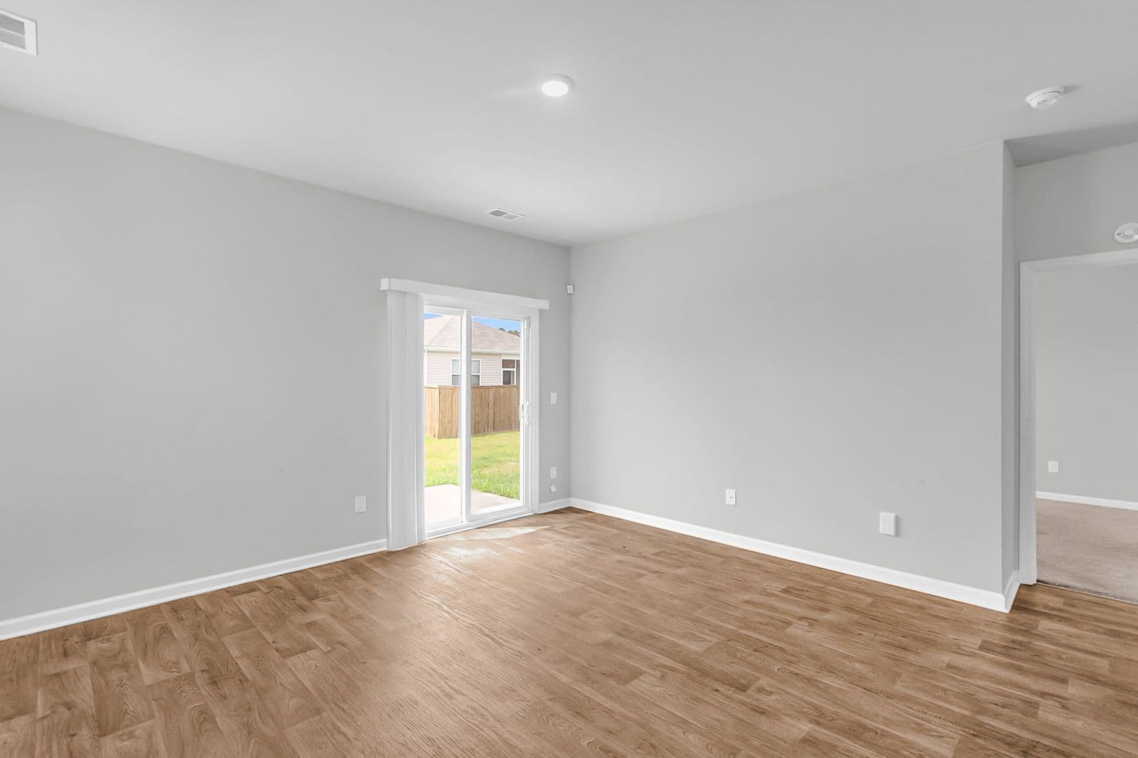 Summerville House: 325 Black Birch Dr