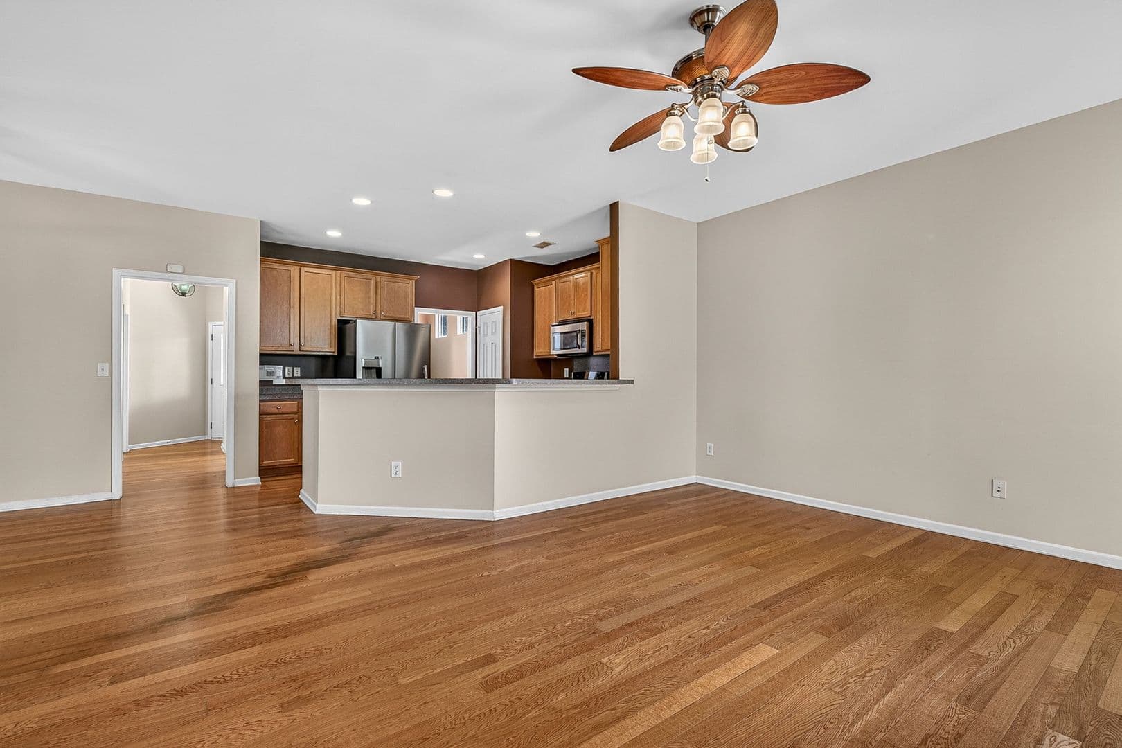 Goose Creek House: 103 Cordoba Ct