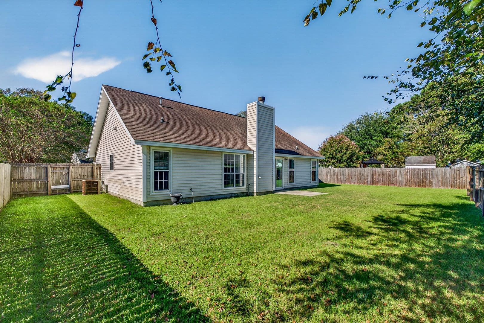 Summerville House: 117 Hopper Dr