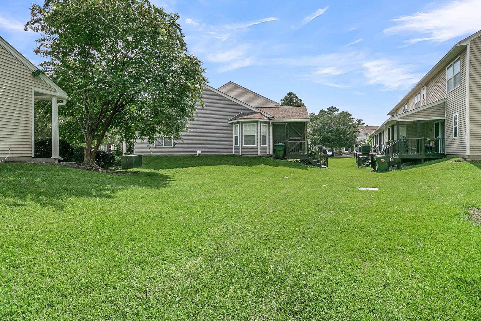 Charleston House: 478 Doane Way - 1