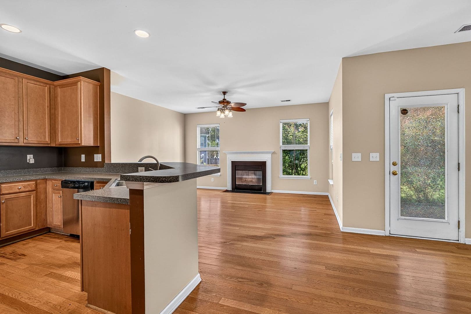 Goose Creek House: 103 Cordoba Ct