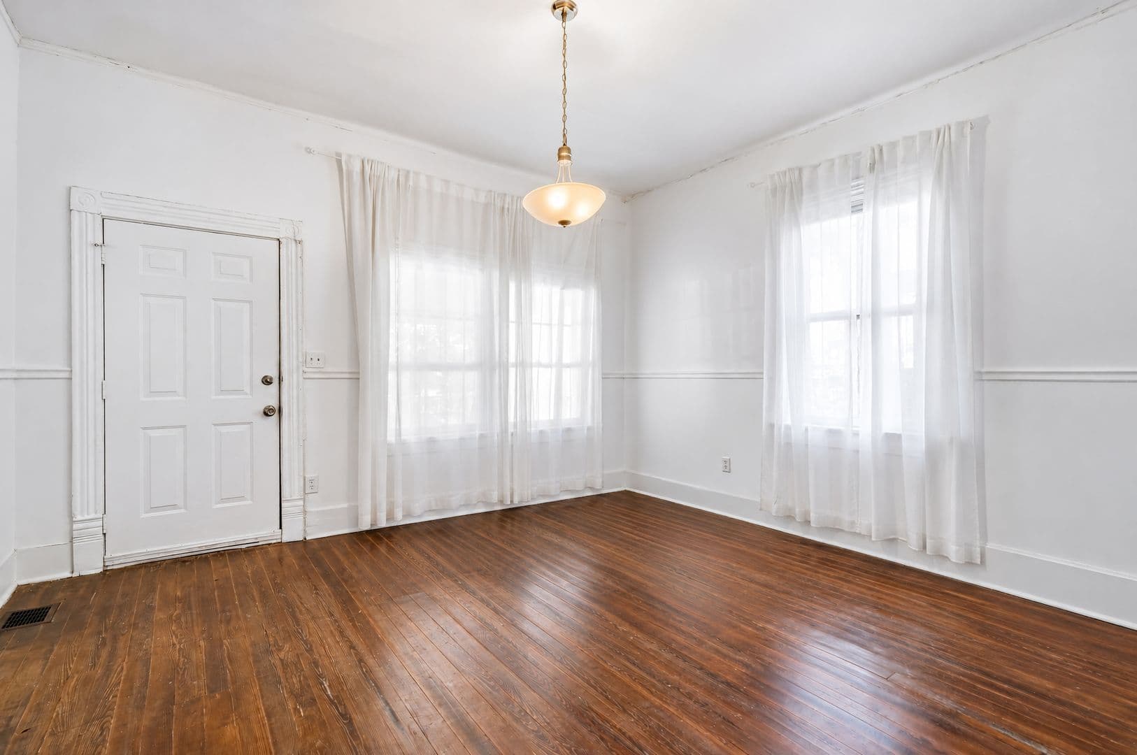 Charlotte House: 427 E 22nd St