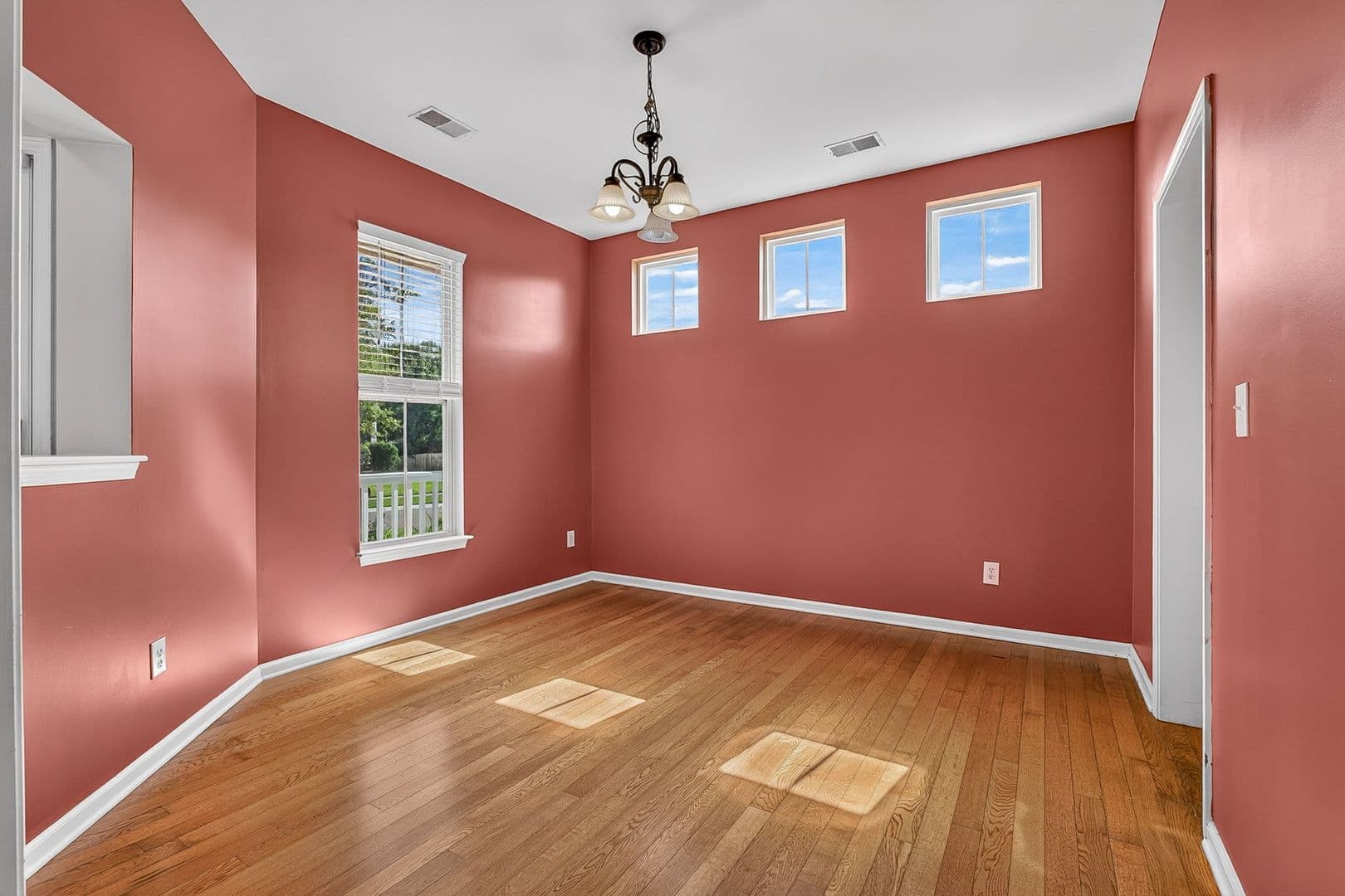 Goose Creek House: 103 Cordoba Ct
