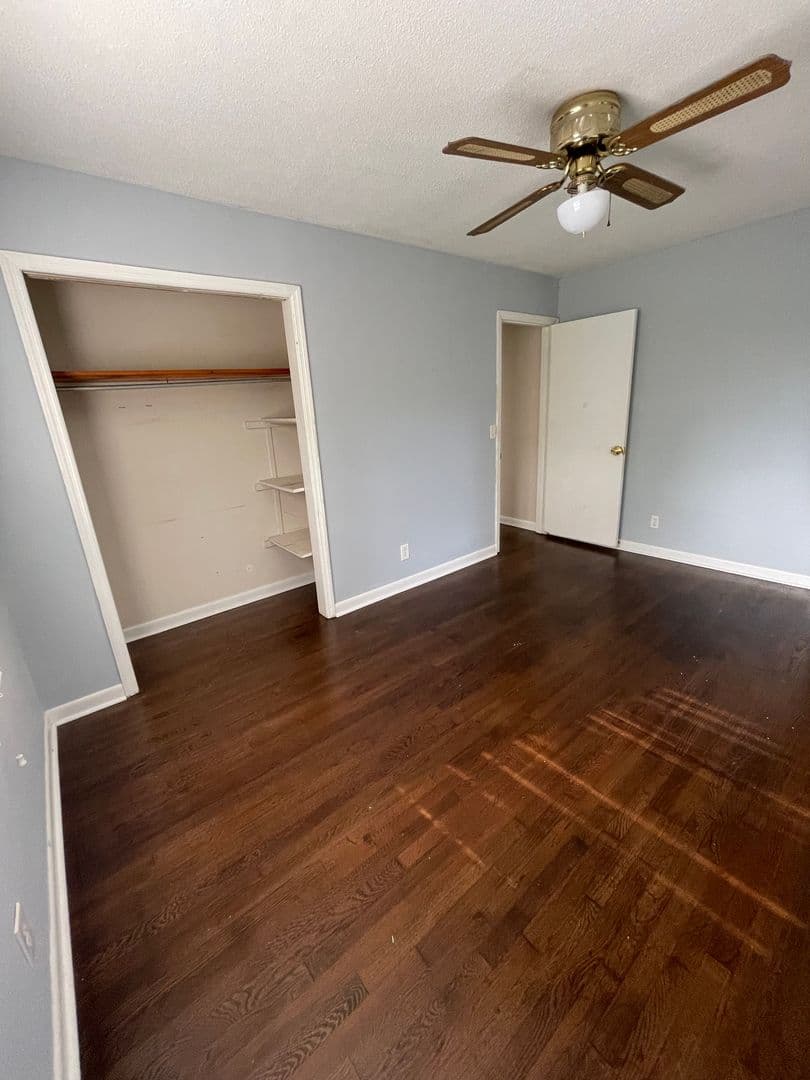 Goose Creek House: 14 Elmora Avenue