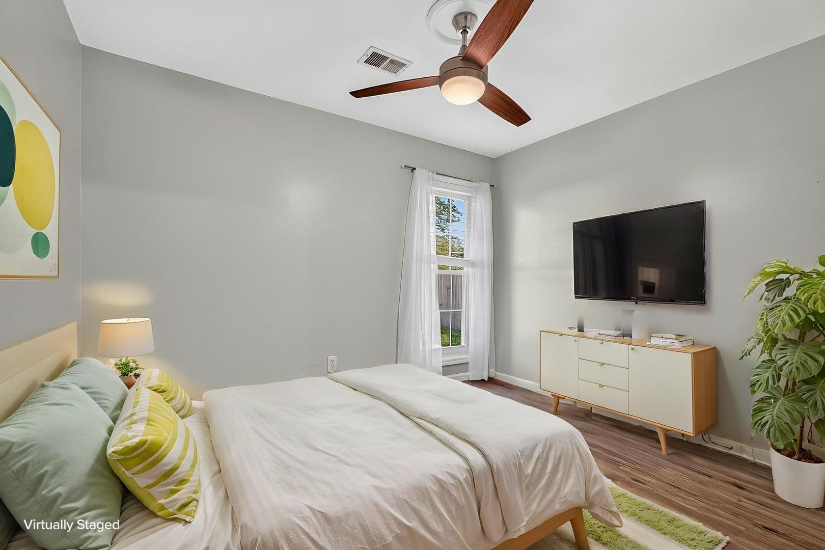 Summerville House: 117 Hopper Dr