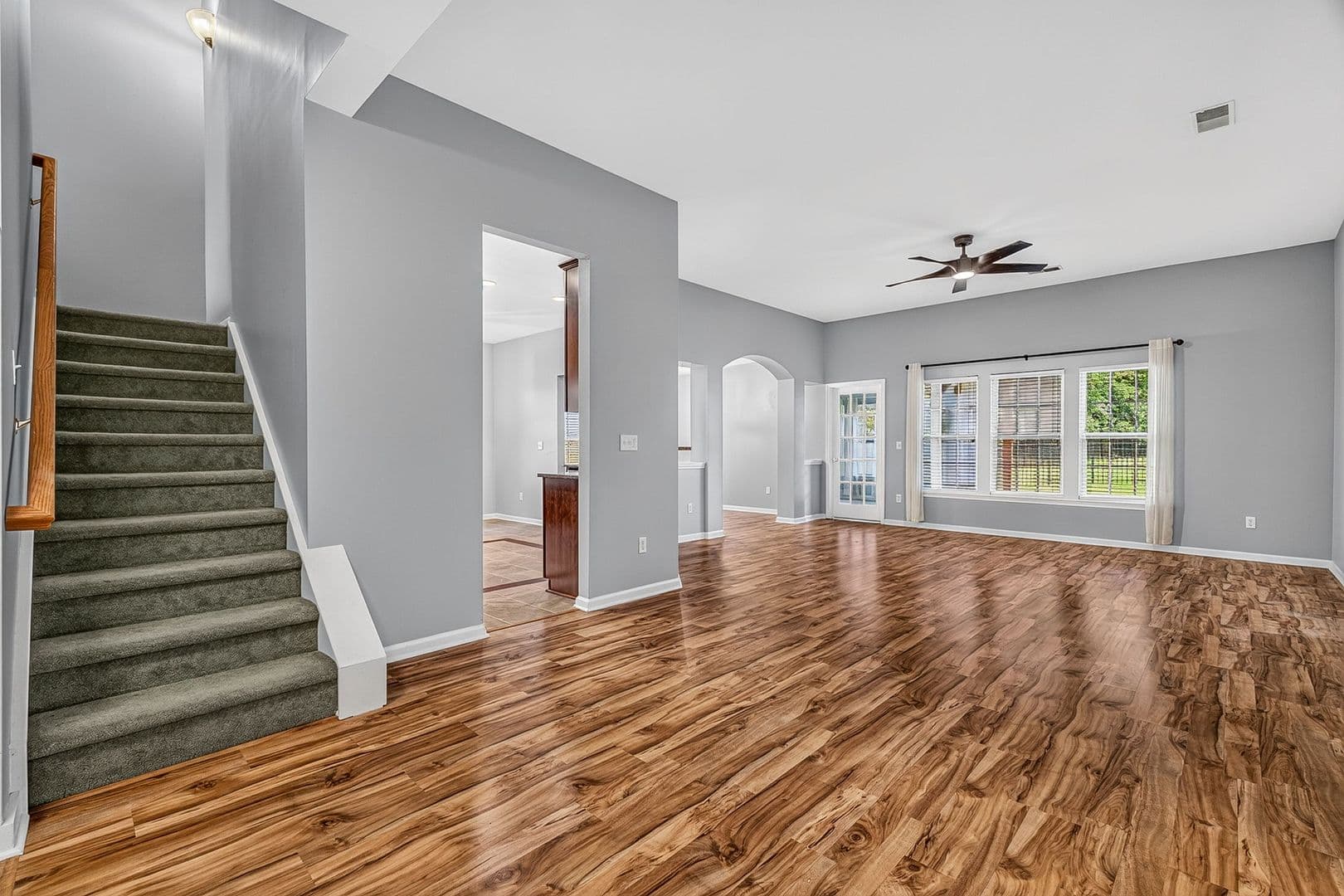 Hanahan House: 7549 Hawks Circle