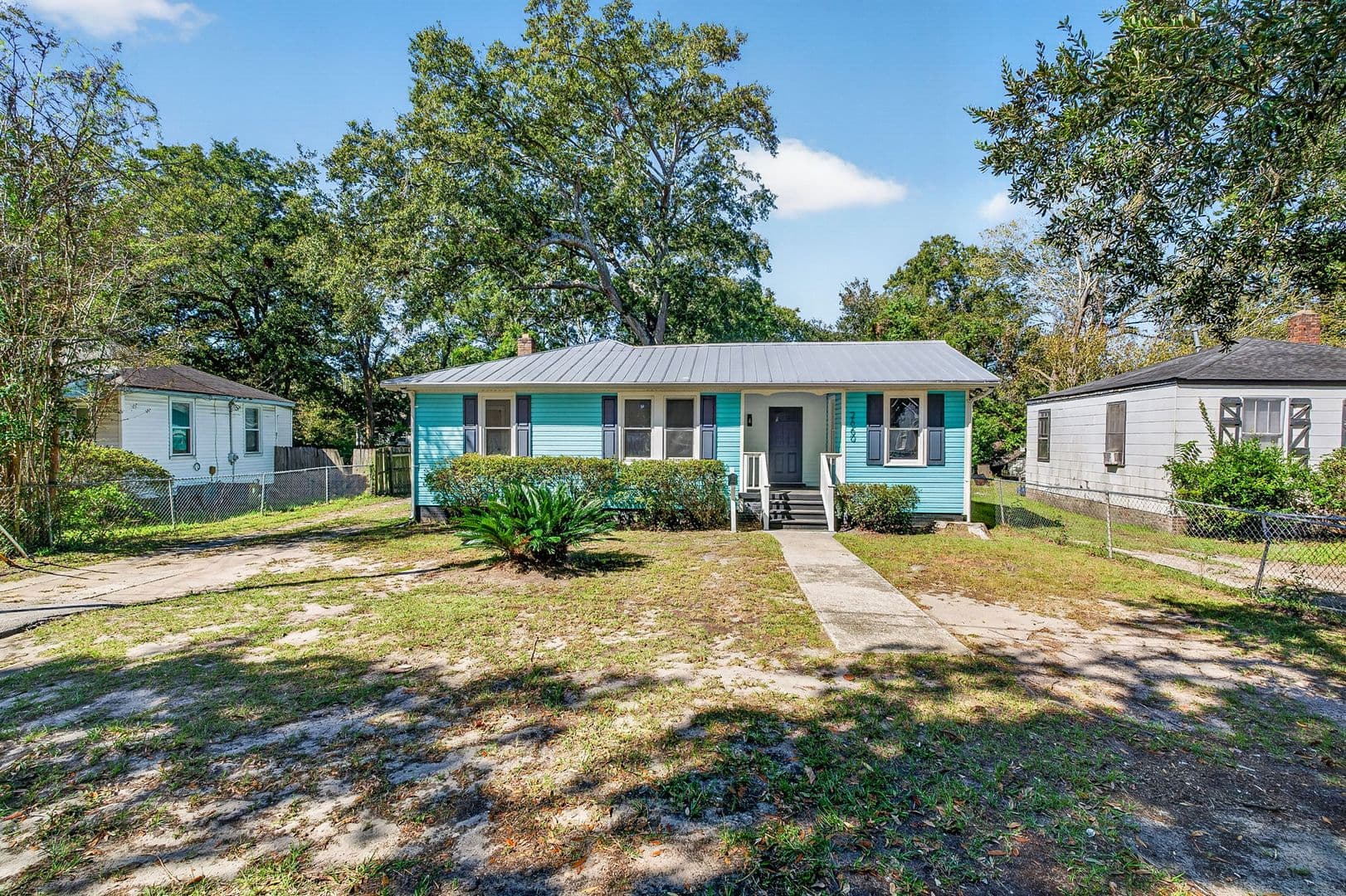 North Charleston House: 2660 Olympia Ave